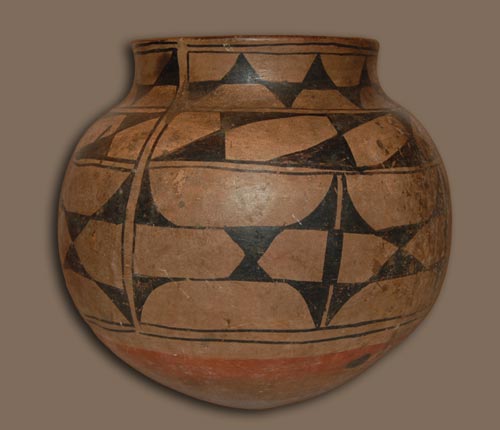 Historic Kewa Pueblo Pottery - 24344